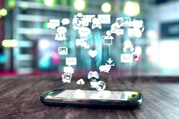 Simple Habits to Cut Down on Digital Fatigue